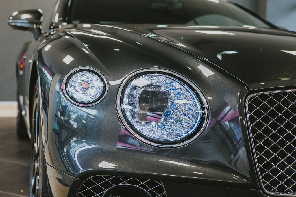 Bentley Continental 2023