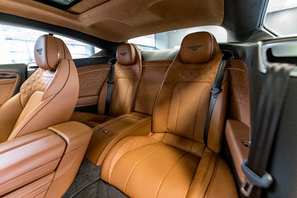 Bentley Continental 2023