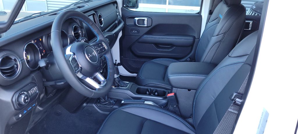 Jeep Wrangler 2023