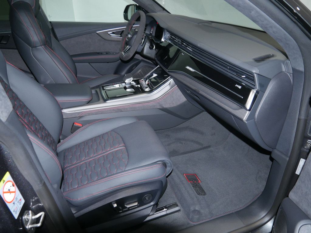 Audi RSQ8 2025