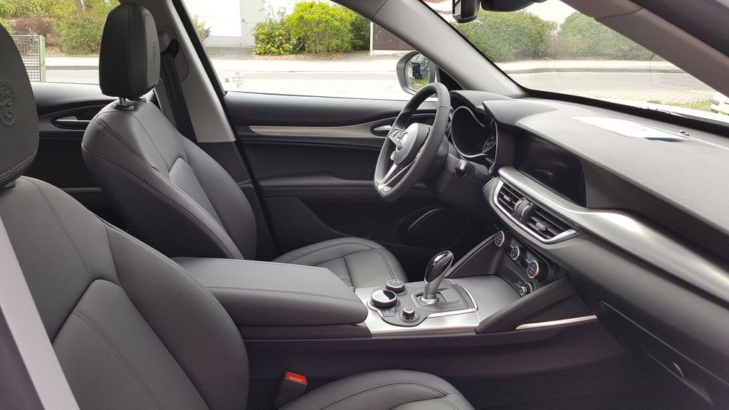 Alfa Romeo Stelvio 2018
