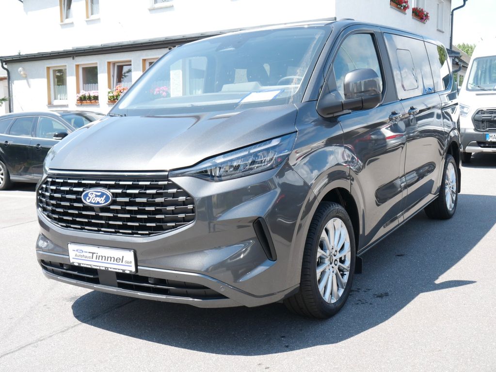 Ford Tourneo Custom 2025