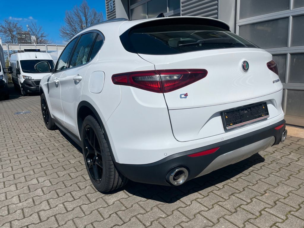 Alfa Romeo Stelvio 2018