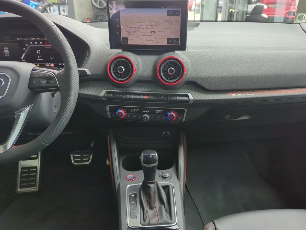 Audi SQ2 2025