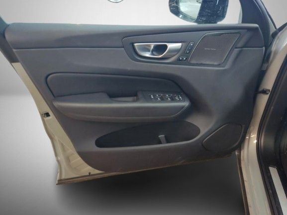 Volvo XC60 2024