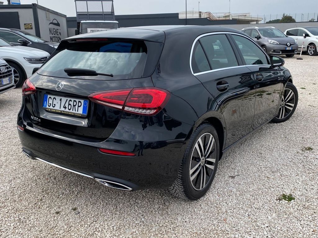 Mercedes-Benz A 180 2021