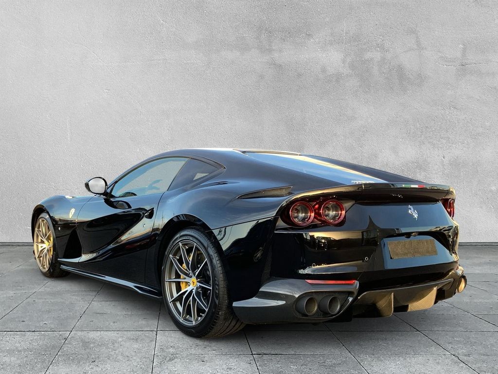 Ferrari 812 2020