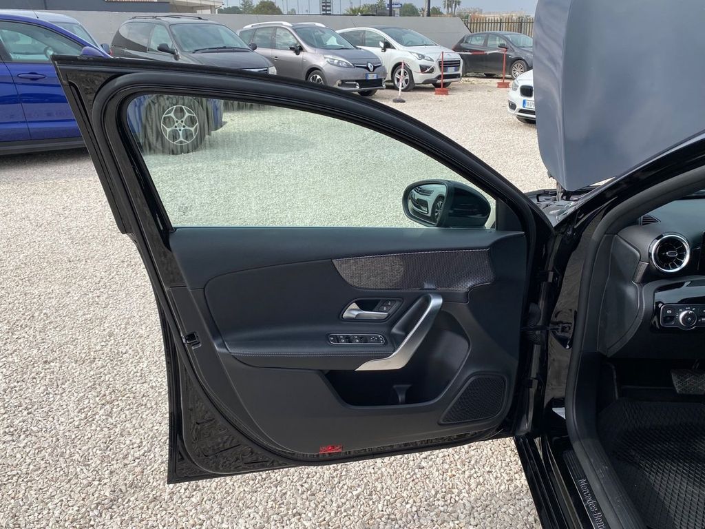 Mercedes-Benz A 180 2021