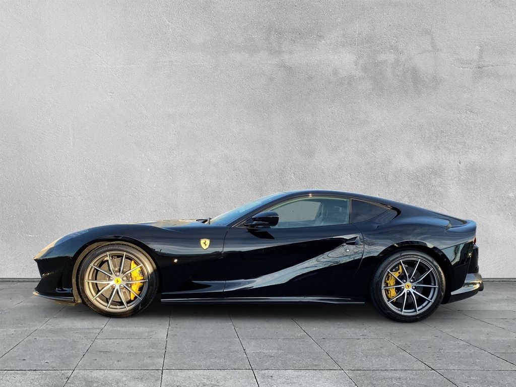 Ferrari 812 2020