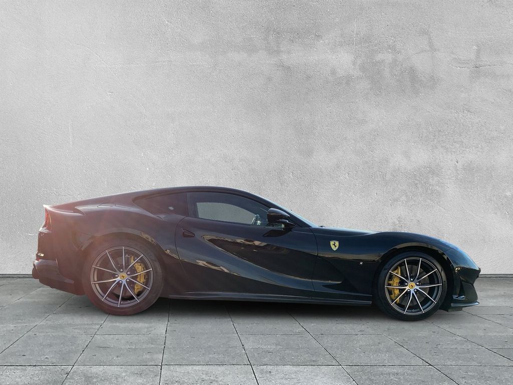 Ferrari 812 2020