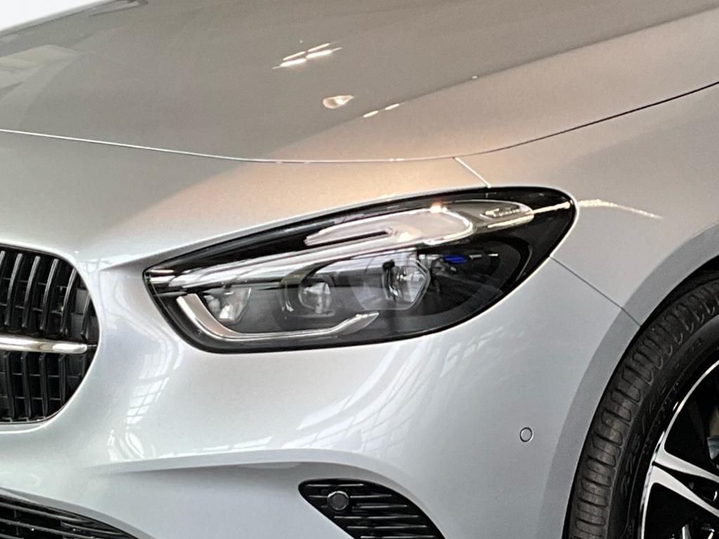 Mercedes-Benz B 250 2025