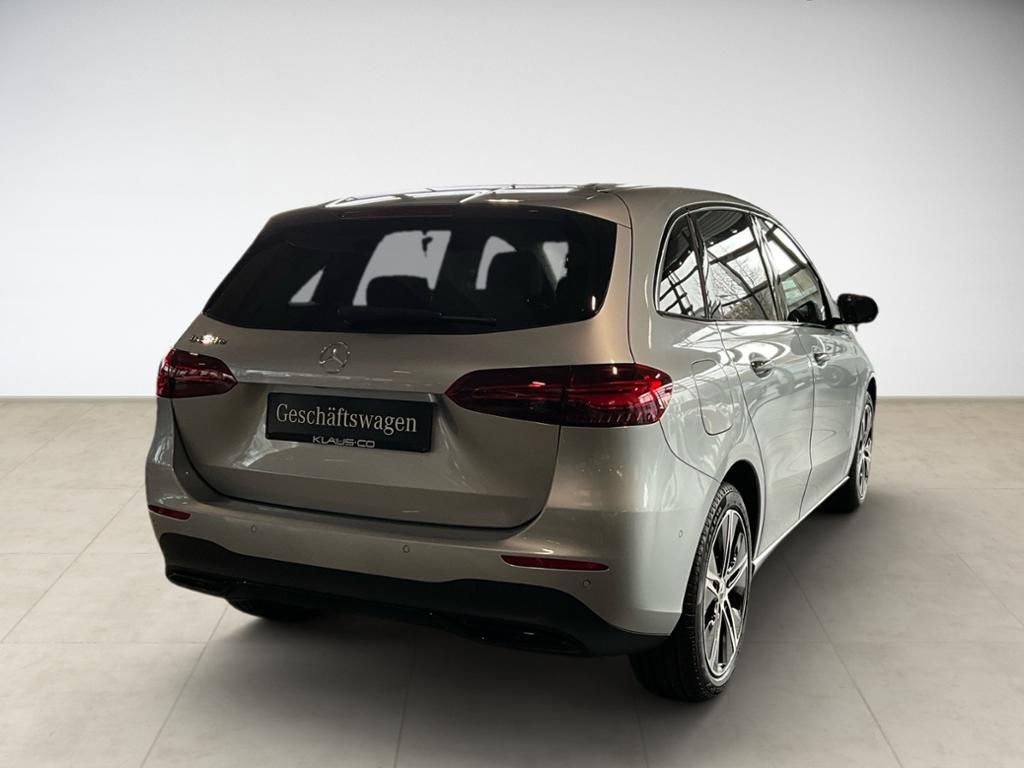 Mercedes-Benz B 250 2025