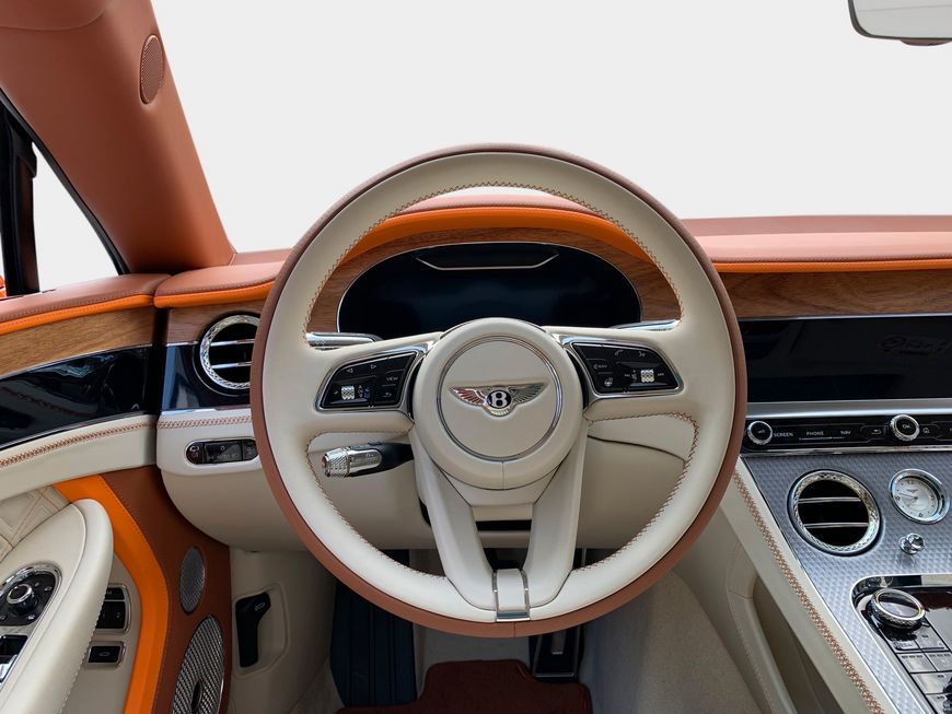Bentley Continental 2023