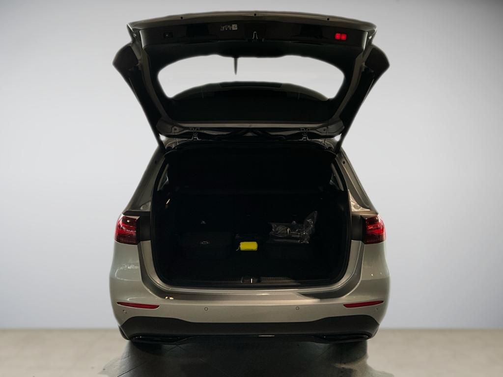Mercedes-Benz B 250 2025