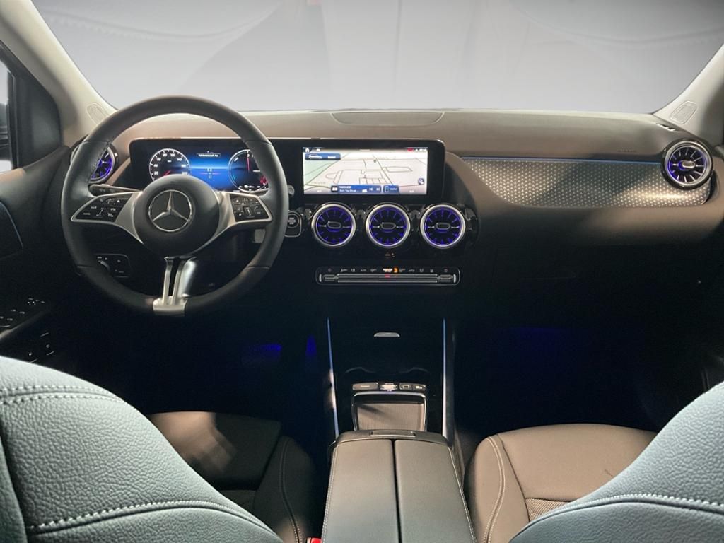 Mercedes-Benz B 250 2025