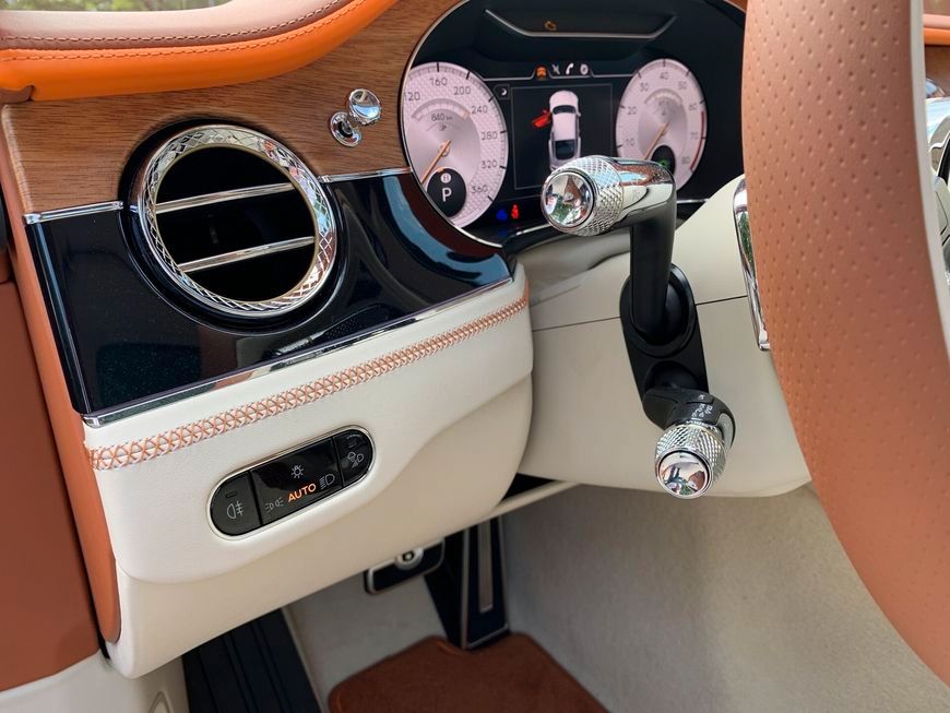 Bentley Continental 2023