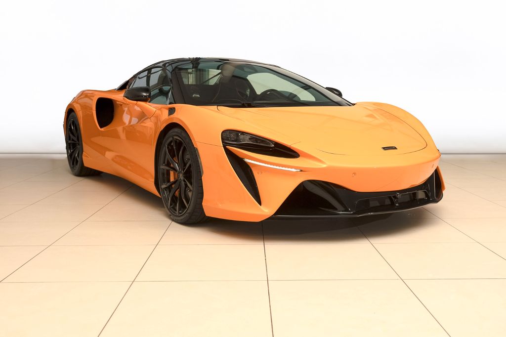 McLaren Artura 2025