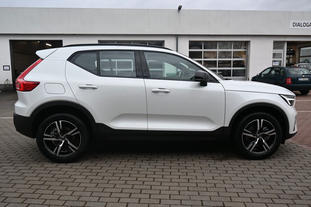 Volvo XC40 2024