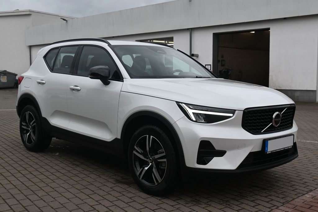 Volvo XC40 2024