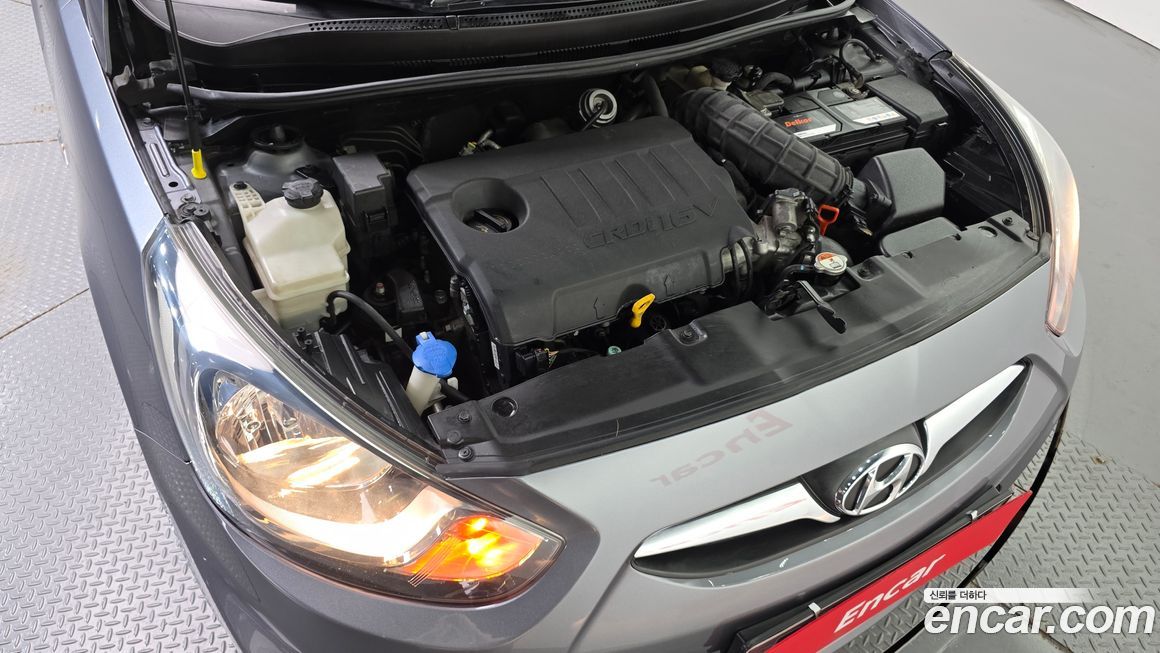 Hyundai Accent 2014