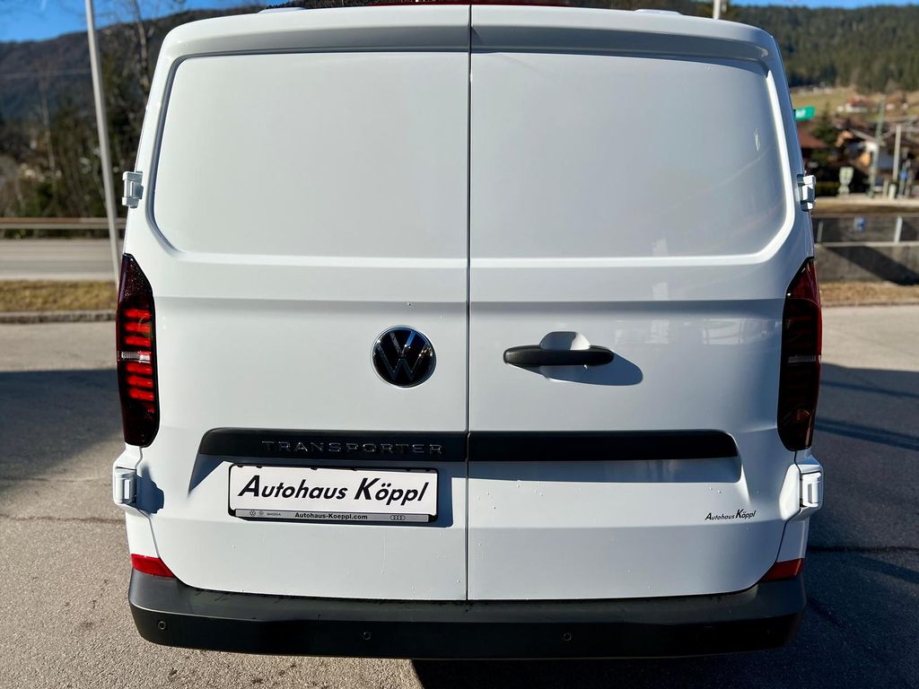 Volkswagen T7 Transporter 2025