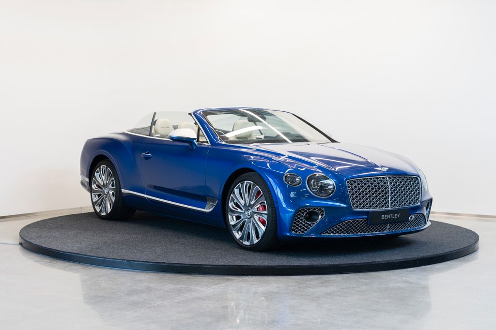 Bentley Continental GTC 2023