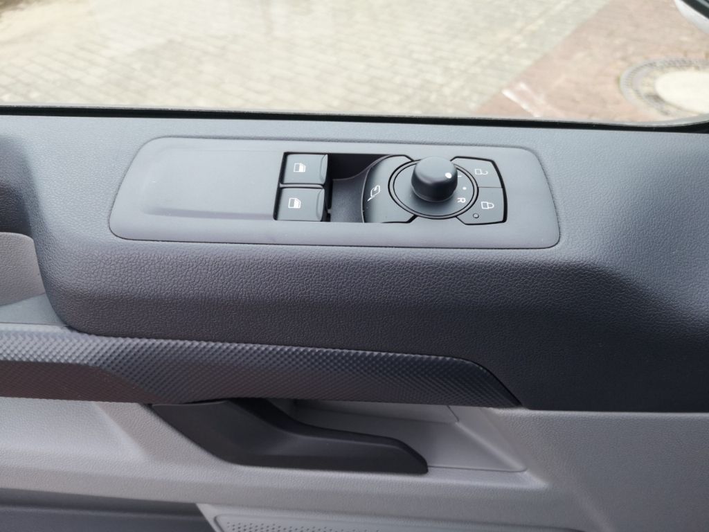 Ford Transit Custom 2025