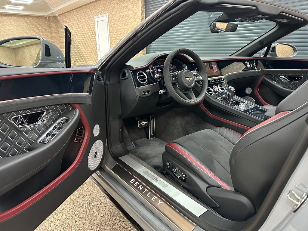 Bentley Continental GTC