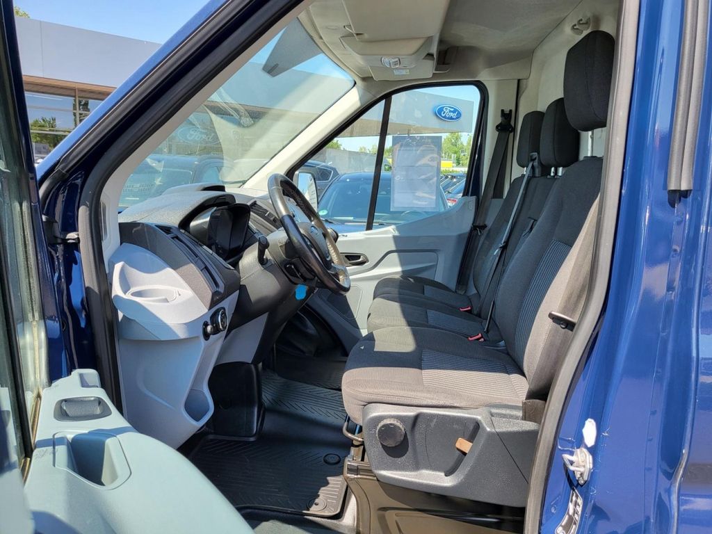 Ford Transit 2019