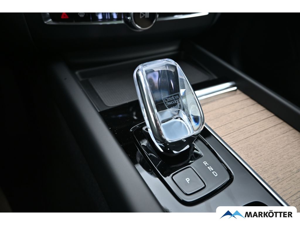 Volvo XC60 2025