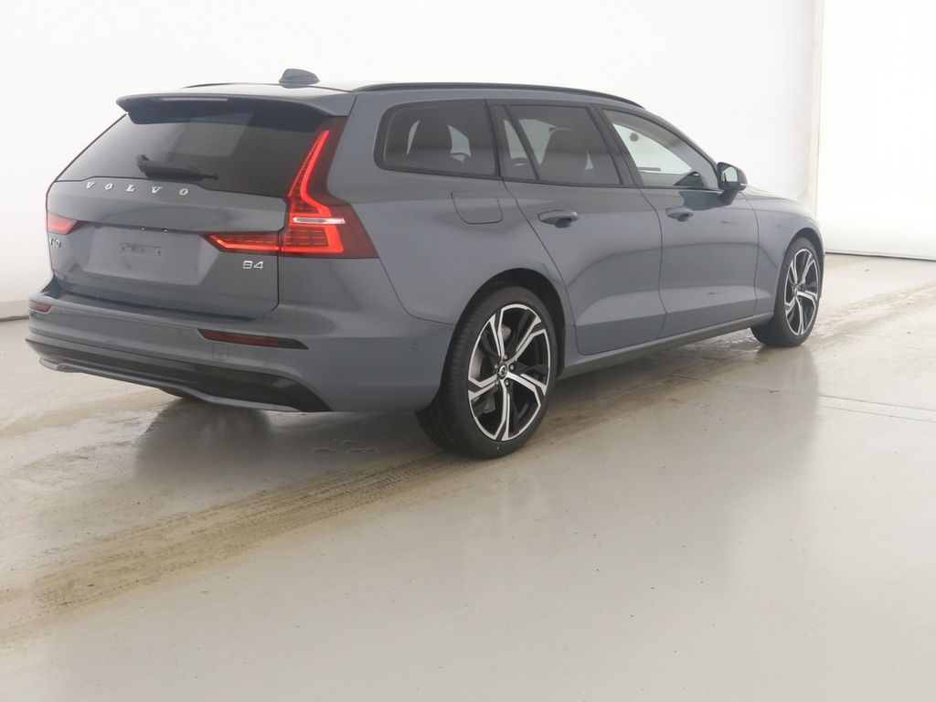 Volvo V60 2024
