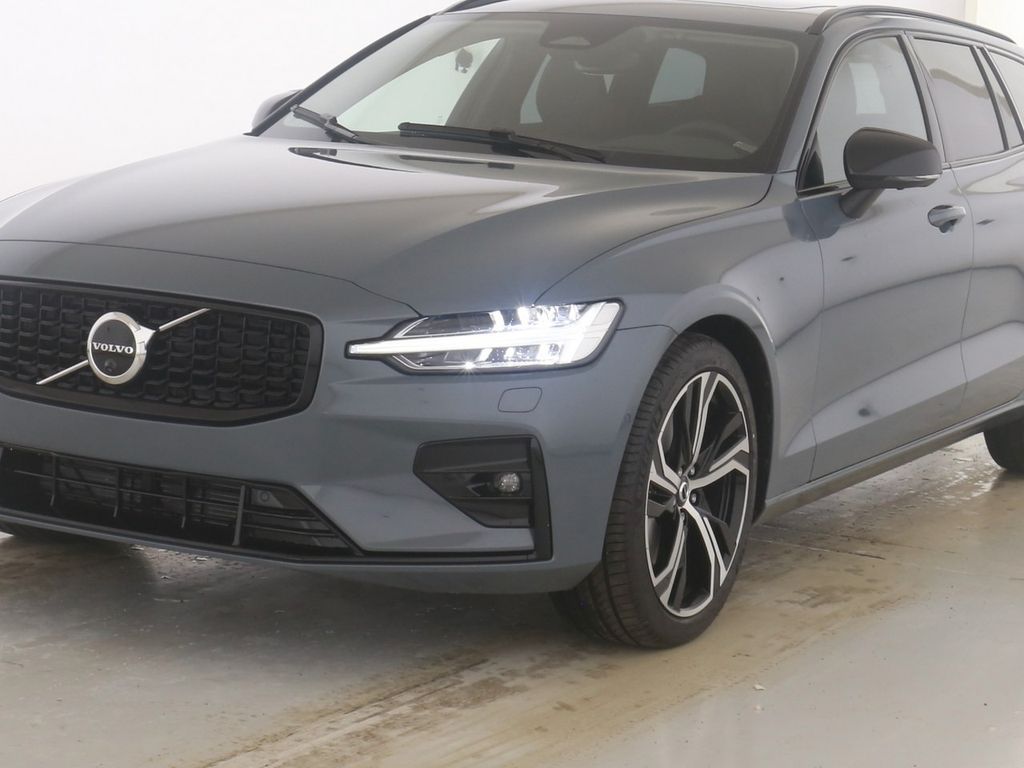 Volvo V60 2024