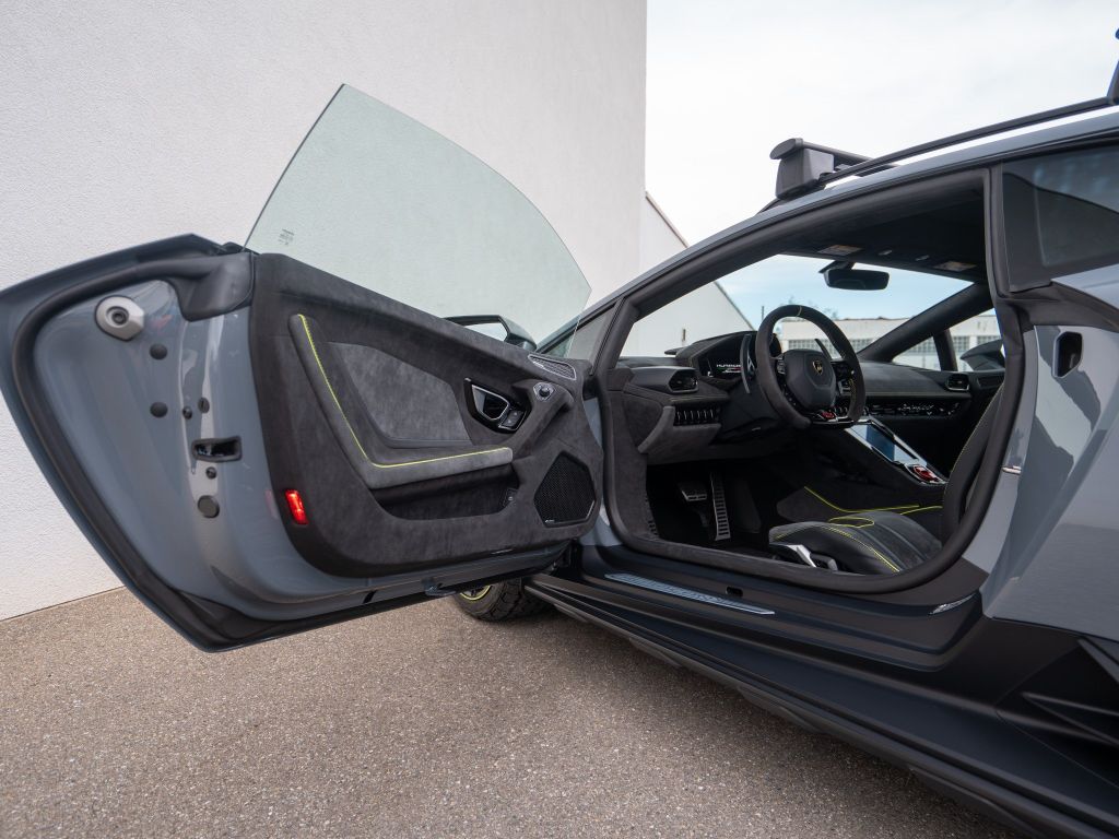 Lamborghini Huracán 2023