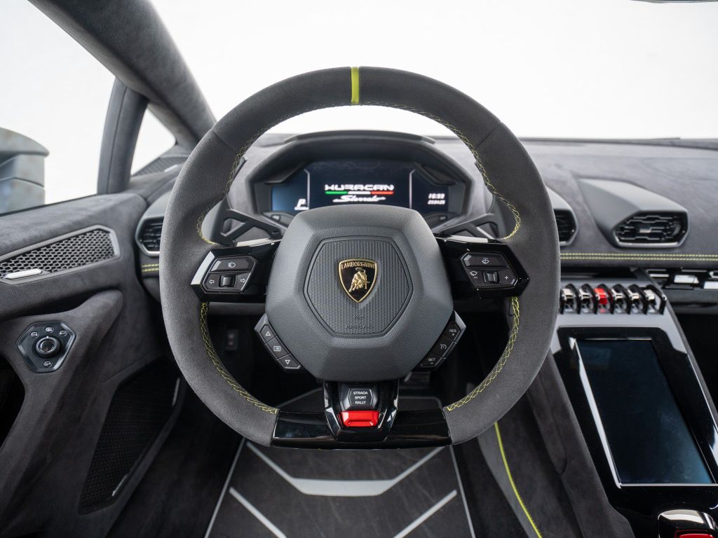 Lamborghini Huracán 2023