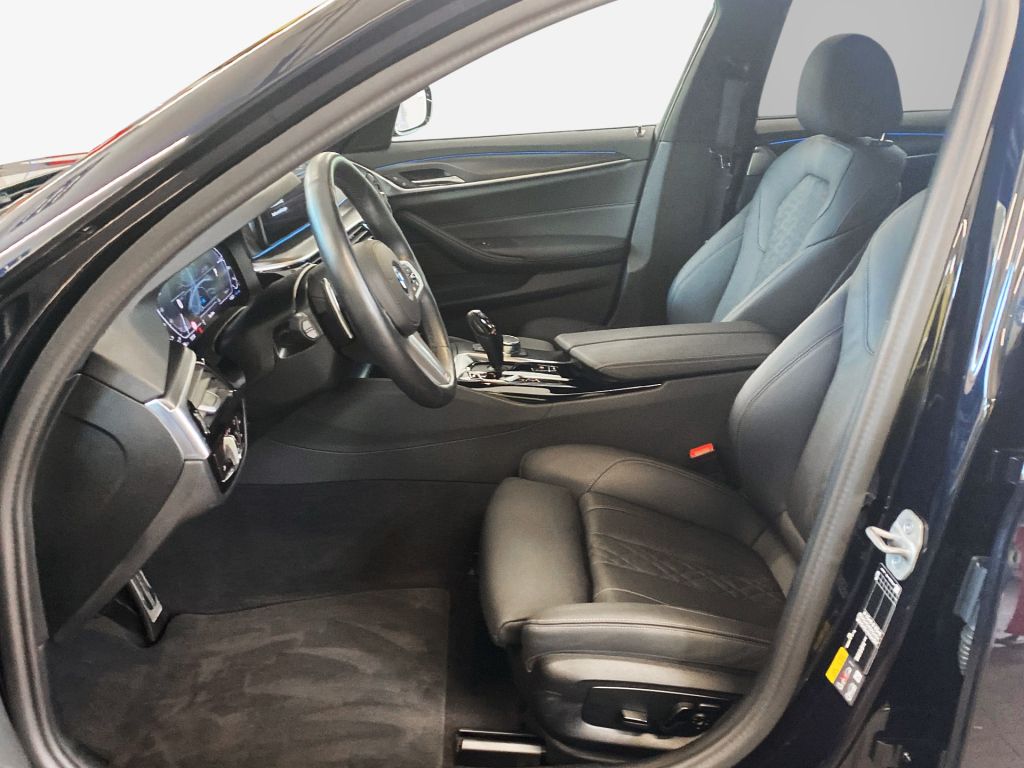 BMW 530 2023