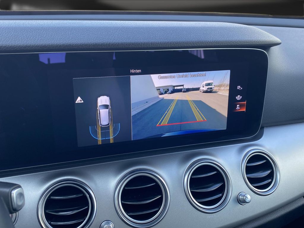 Mercedes-Benz E 300 2021