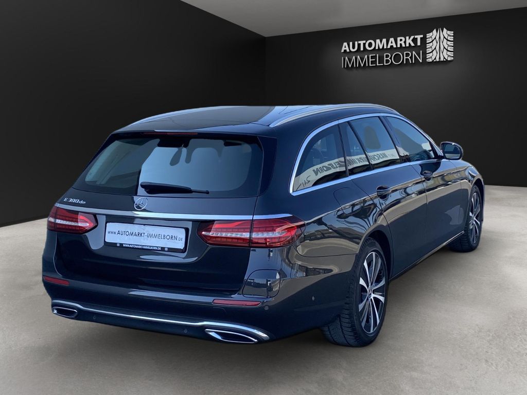 Mercedes-Benz E 300 2021