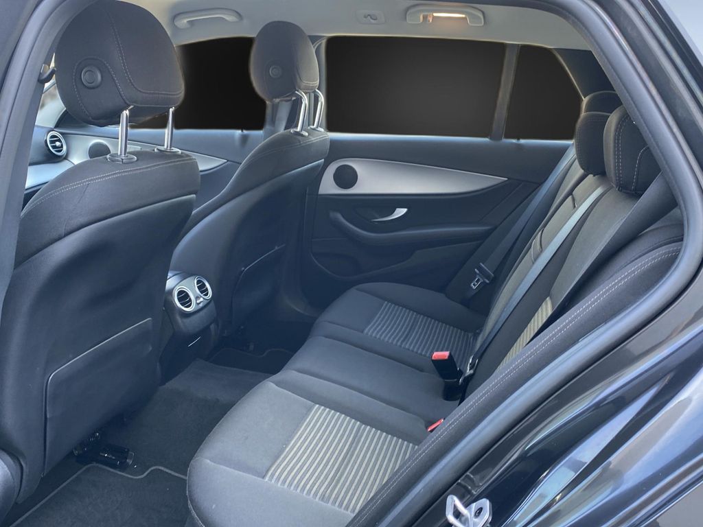 Mercedes-Benz E 300 2021