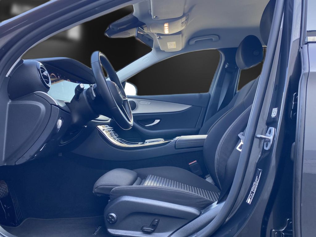 Mercedes-Benz E 300 2021