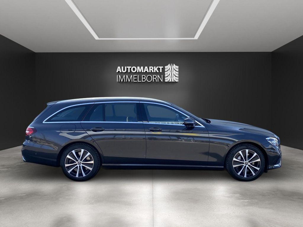 Mercedes-Benz E 300 2021