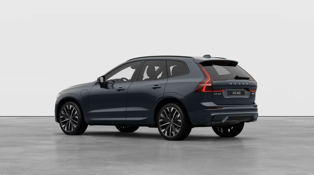 Volvo XC60 2025