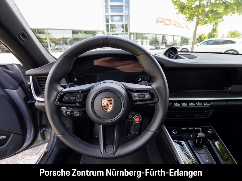 Porsche 992 2025