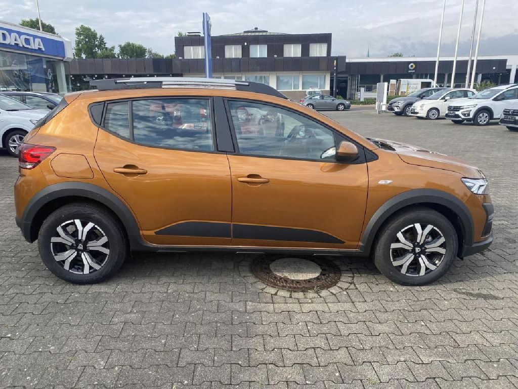 Dacia Sandero 2022