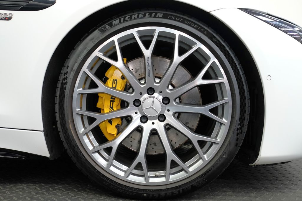 Mercedes-Benz SL 63 AMG 2022