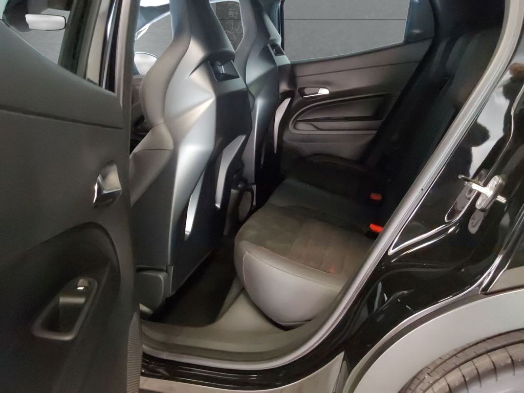 Alfa Romeo Junior 2025