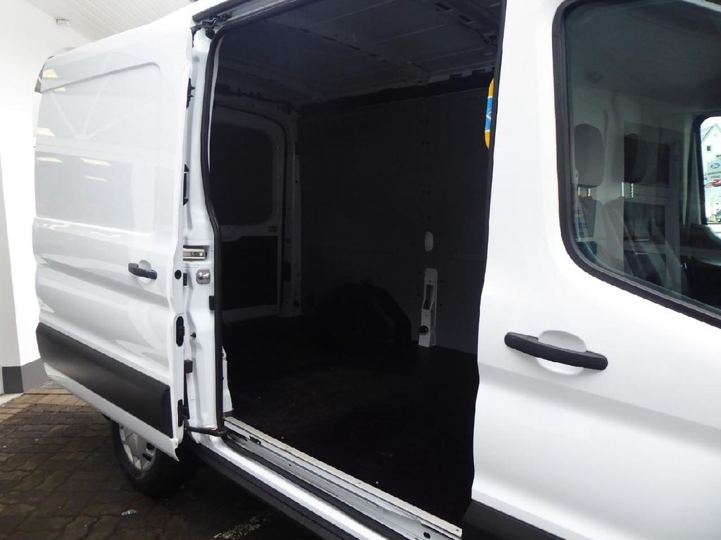 Ford Transit 2023