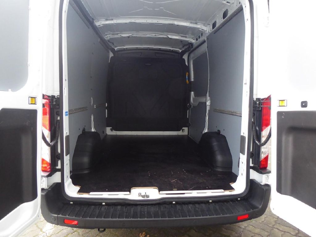 Ford Transit 2023