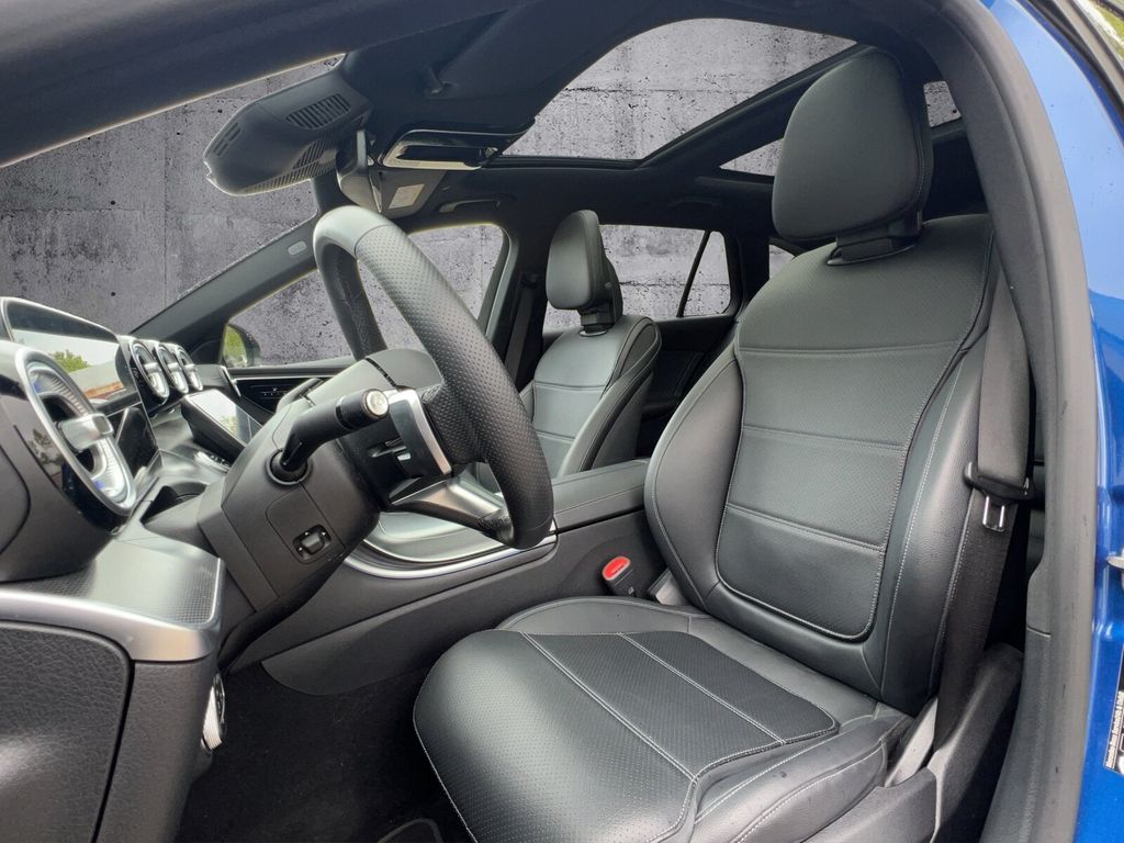 Mercedes-Benz C 300 2023