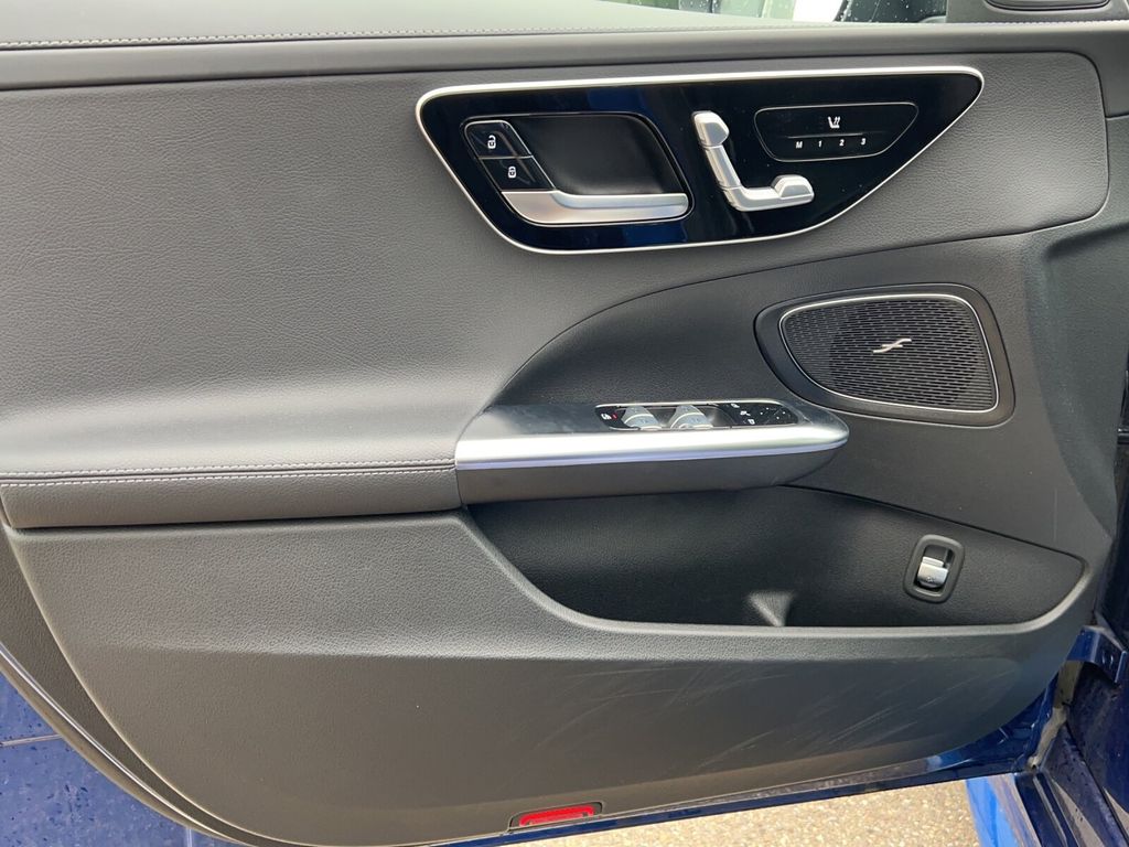 Mercedes-Benz C 300 2023