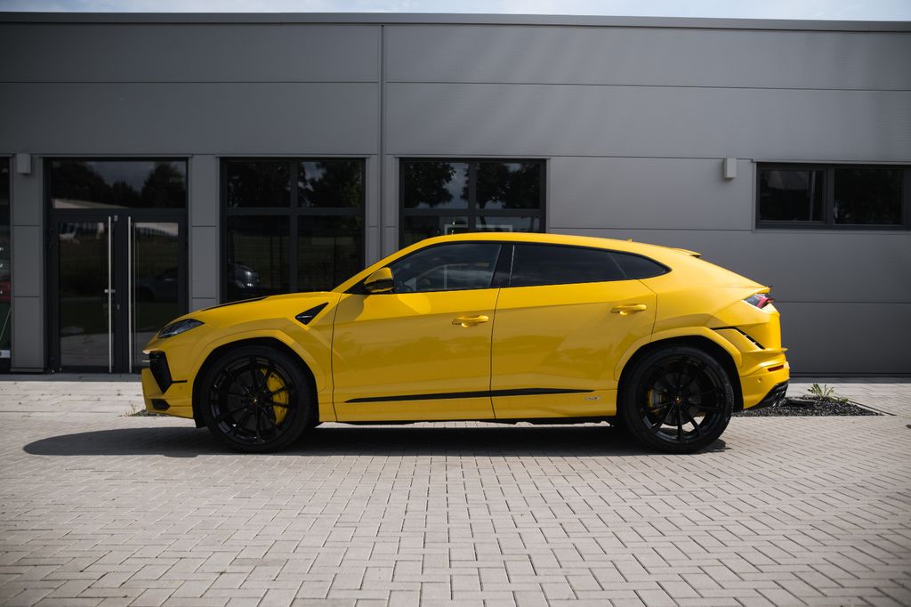 Lamborghini Urus 2023